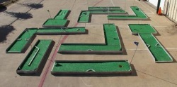 Mini Golf Single Hole - Indoor/Outdoor