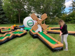 Play-A-Round 3 Hole Mini Golf